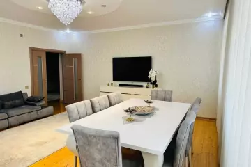 Günlük Kirayə Yeni Tikili Ağ şəhər Kompleksində