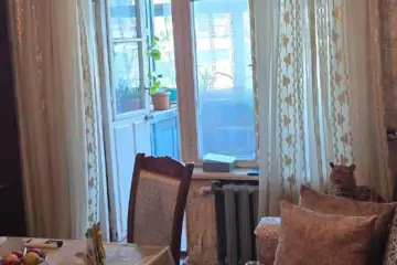 Satılır Köhnə Tikili Gənclikdə