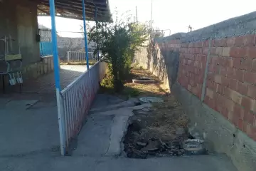 Satılır Həyət Evi Babək Rayonunda