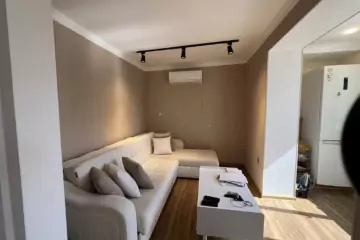 Satılır Köhnə Tikili Zabitlər Parkı 