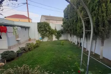 Satılır Həyət Evi Buzovnada