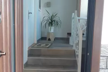 Satılır Həyət Evi Buzovnada
