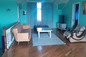 Satılır Həyət Evi Buzovnada