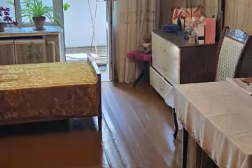 Satılır Köhnə Tikili Gənclikdə