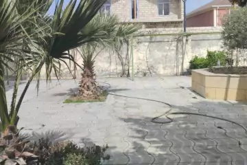 Satılır Həyət Evi Buzovnada