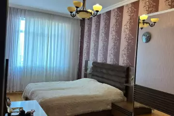 Günlük Kirayə Yeni Tikili Ağ şəhər Kompleksində