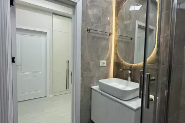 Aylıq Kirayə Köhnə Tikili Heydər əliyev Mərkəzində