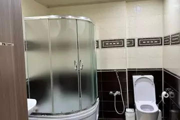 Günlük Kirayə Yeni Tikili Ağ şəhər Kompleksində