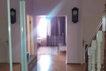 Satılır Həyət Evi Buzovnada
