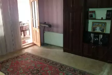 Satılır Həyət Evi Babək Rayonunda