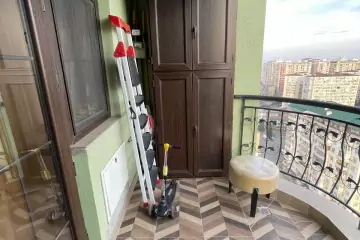 Satılır Yeni Tikili 8-ci Kilometrdə