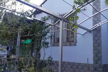Satılır Həyət Evi Buzovnada
