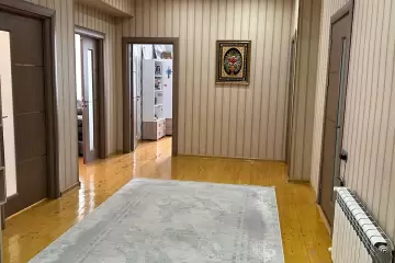 Günlük Kirayə Yeni Tikili Ağ şəhər Kompleksində