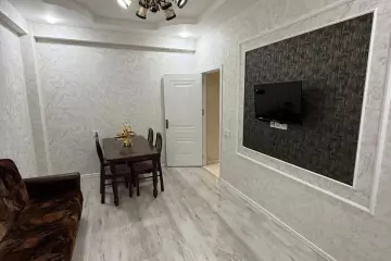 Satılır Yeni Tikili Qurtuluş 93da