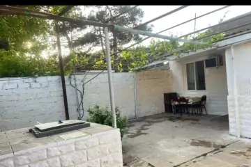 Satılır Həyət Evi Mərdəkanda