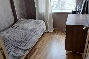 Aylıq Kirayə Köhnə Tikili Dostluq Kinoteatrında