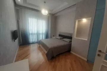 Aylıq Kirayə Yeni Tikili Elmler Akademiyasıda