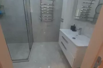 Aylıq Kirayə Yeni Tikili Elmler Akademiyasıda