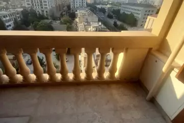 Aylıq Kirayə Yeni Tikili Elmler Akademiyasıda