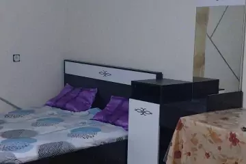 Aylıq Kirayə Həyət Evi Hacı Zeynalabdin Qəsəbəsində