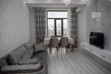 Aylıq Kirayə Yeni Tikili Heydər əliyev Mərkəzində