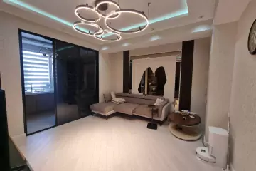 Satılır Yeni Tikili Nəsimi Bazarında 