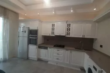 Aylıq Kirayə Yeni Tikili Elmler Akademiyasıda