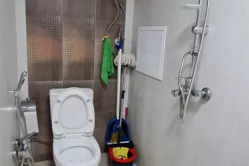 Aylıq Kirayə Köhnə Tikili Dostluq Kinoteatrında