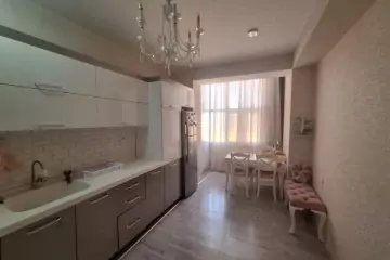 Satılır Yeni Tikili Binəqədidə