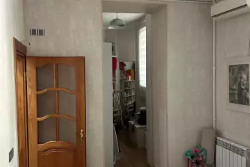 Satılır Köhnə Tikili Nəsimi Bazarında