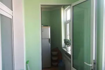 Satılır Köhnə Tikili Elmler Akademiyasıda