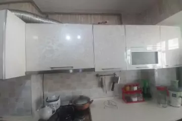 Satılır Köhnə Tikili Elmler Akademiyasıda