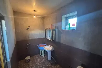 Satılır Həyət Evi Buzovnada