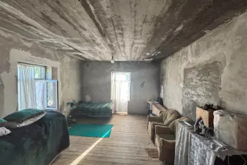 Satılır Həyət Evi Buzovnada