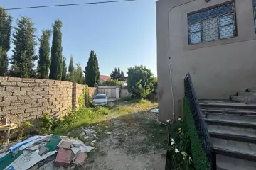 Satılır Həyət Evi Buzovnada
