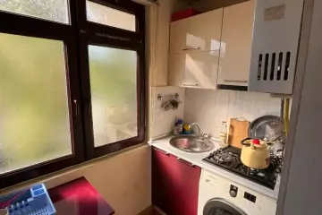 Satılır Köhnə Tikili Biləcəridə