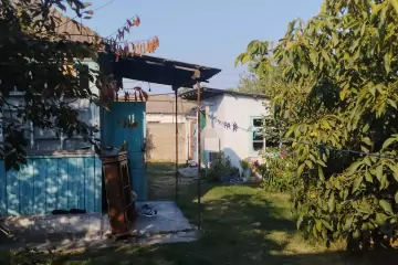 Satılır Bağ Evi Xudat şəhərida