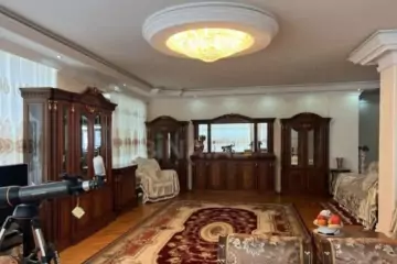 Satılır Yeni Tikili Elmler Akademiyasıda