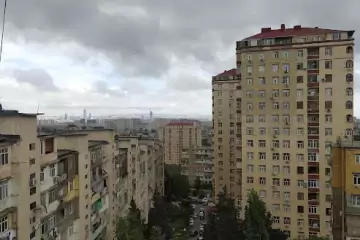 Satılır Köhnə Tikili 9-cu Mikrorayonda