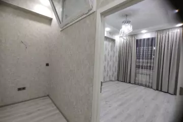 Satılır Yeni Tikili 8-ci Kilometrdə