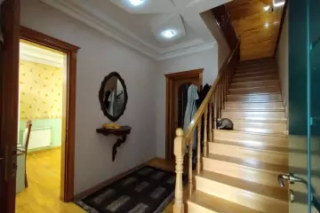 Satılır Həyət Evi Biləcəridə