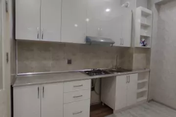 Satılır Yeni Tikili 8-ci Kilometrdə