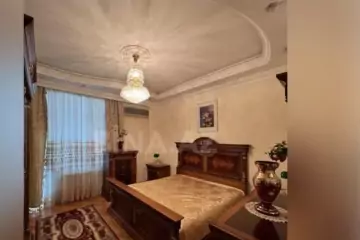 Satılır Yeni Tikili Elmler Akademiyasıda