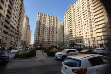 Satılır Yeni Tikili 8-ci Kilometrdə