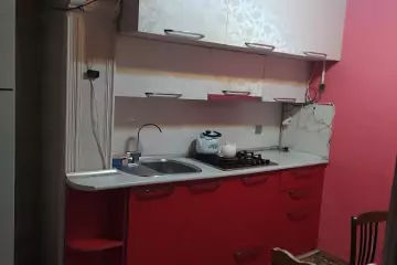 Satılır Köhnə Tikili 9-cu Mikrorayonda