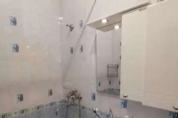 Satılır Köhnə Tikili Cavanşir Küçəsində