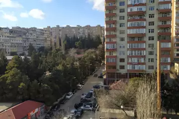 Satılır Köhnə Tikili 9-cu Mikrorayonda