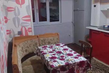 Satılır Köhnə Tikili 9-cu Mikrorayonda