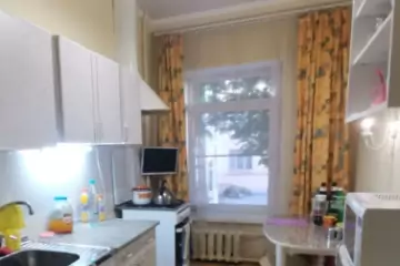 Satılır Köhnə Tikili Cavanşir Küçəsində