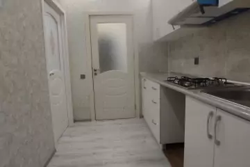 Satılır Yeni Tikili 8-ci Kilometrdə